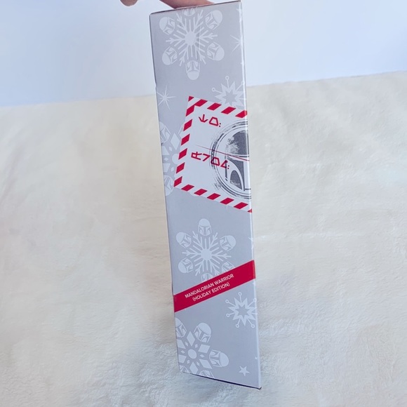 Star Wars Holiday Mandalorian Warrior NEW - Picture 6 of 8